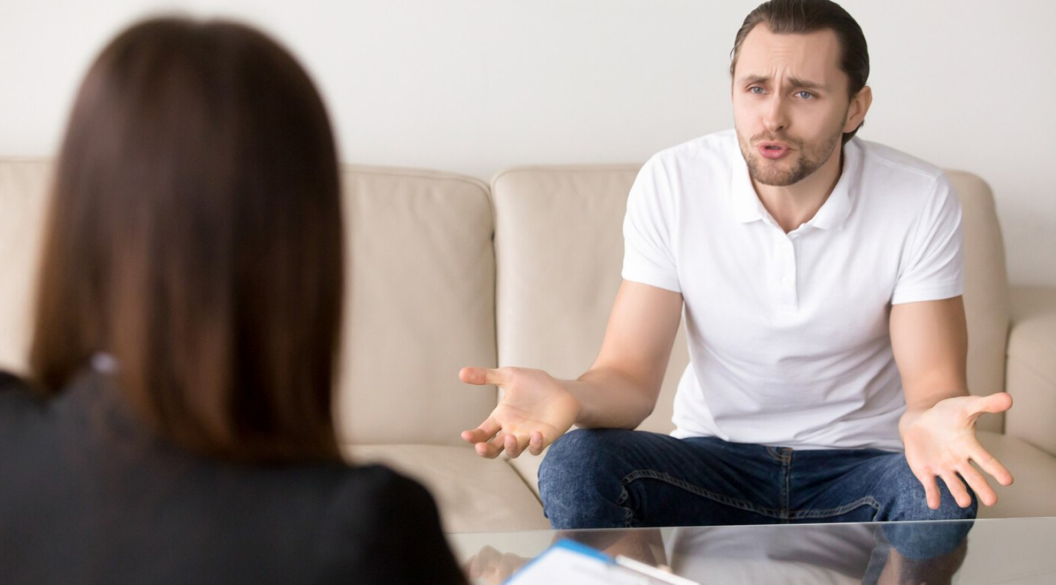 Signs You May Need Anxiety Counseling